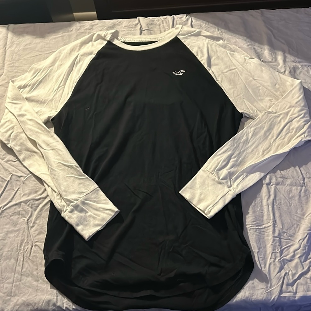Hollister Tee